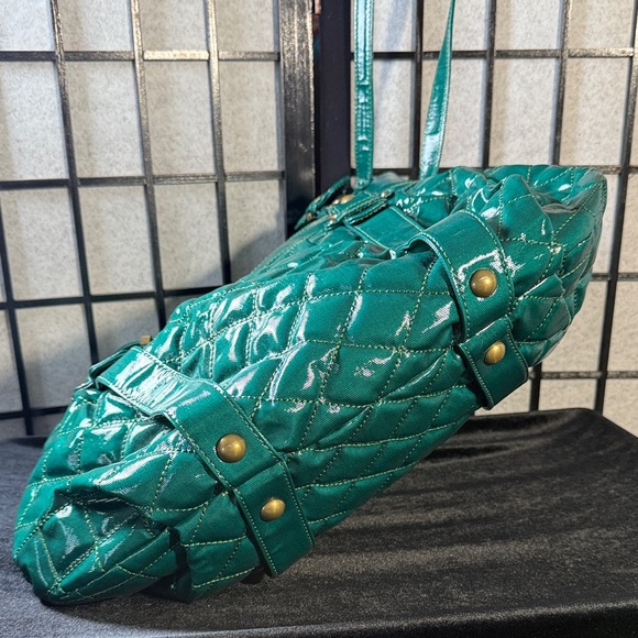 MAXX  New York Jewel Green Quilted Women's Hobo Style Bag - Picture 7 of 13